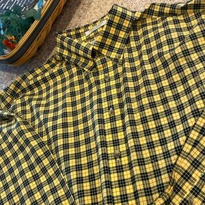 L.L. Bean XL Tall Long Sleeve Button Down Shirt Yellow Black